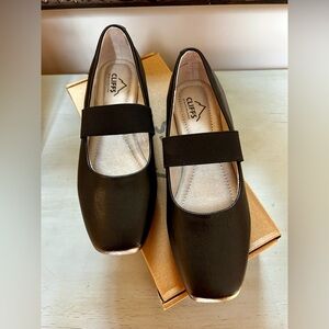 Cliffs by White Mountain ~ Women's Besimi Cushioned Mary Jane Flat